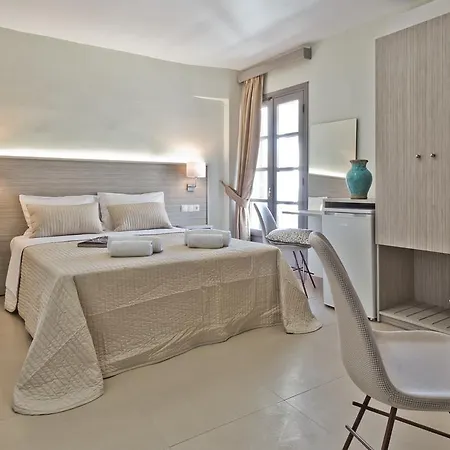 Nereus Luxurious Suites Karpathos Exterior foto